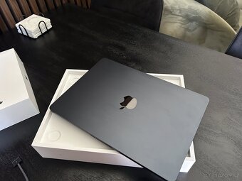 Macbook M2 midnight blue - 3