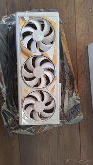 ROG-STRIX-RTX4090-O24G-WHITE - 3