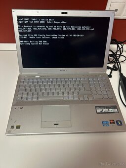 Sony VAIO SVE2V9E – stylový notebook s vadou - 3