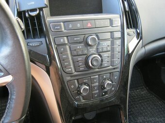 Prodám Opel Astra sporttourer 1.6TDCI 100kw - 3