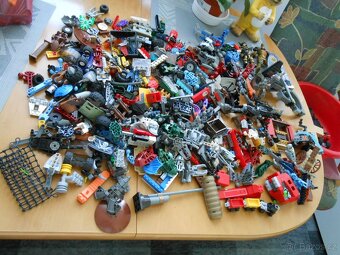 Přes 7kg stavebnice LEGO + DUPLO + různé foto - kusy foto - 3