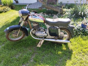 Jawa 250/353 - 3