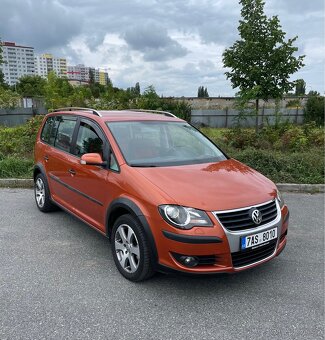 VW Touran CROSS /1,4i Tsi/ xenon/ 179000km/ 6ti rychl./ - 3