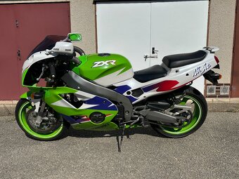 Kawasaki ZXR 400 - 3