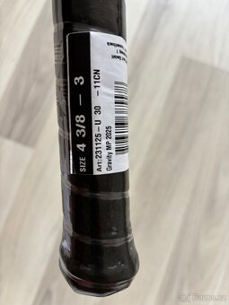 Tenisová raketa head graviti MP 2025 - 3