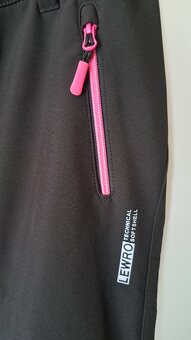 NOVÉ dívčí softshellové kalhoty LEWRO ORES, vel. 152/158 - 3