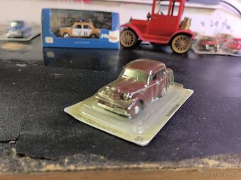 Modely autíček wartburk - 3