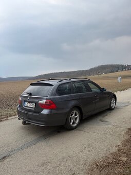 BMW 3 E91 318d - 3