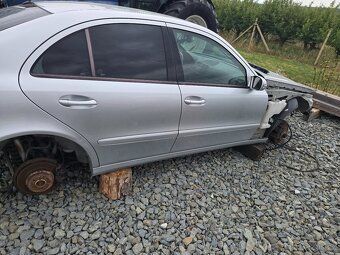 Mercedes w211 dily - 3