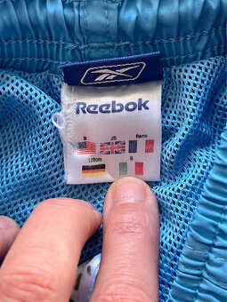 Kraťasy lehoučké Zn.Reebok vel.128/134 - 3
