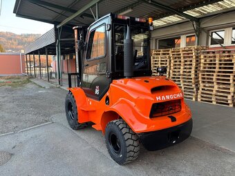 Terénní vysokozdvižný vozík, 3500kg, Kubota, Diesel - 3