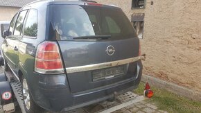 Opel Zafira B 2.2Direct 110kw - 3