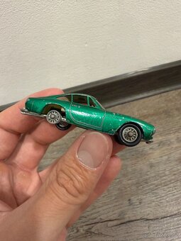 Angličák Matchbox Ferrari Berlinetta - 3