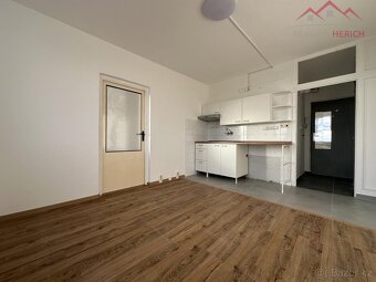 Pronájem bytu 1+1 (36 m2) Zadní Vinohrady, Chomutov - 3