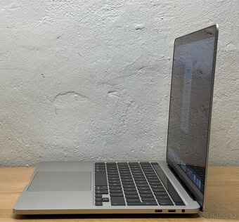 MacBook Pro M1 2020/16GB RAM/512GB SSD/Záruka - 3