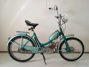 Moped stadion s11 - 3