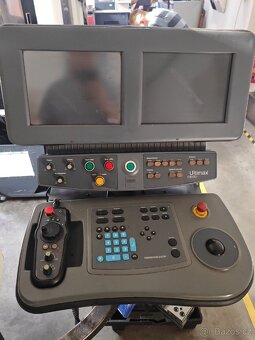 CNC obráběcí centrum HURCO BMC4020 - 3