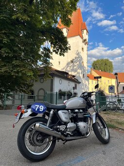 Triumph Thruxton 900 - 3