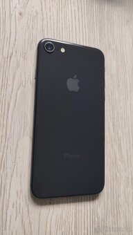 iPhone 8 (64gb) - 3