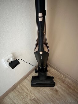 Tyčový vysavač Siguro VT-R350B TURBOVac 2in1 - 3