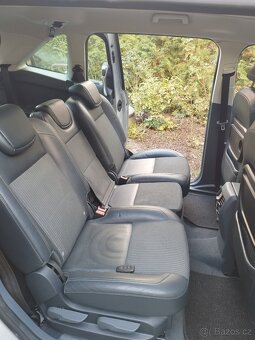 Prodam Auto Ford Grand C-MAX - 3