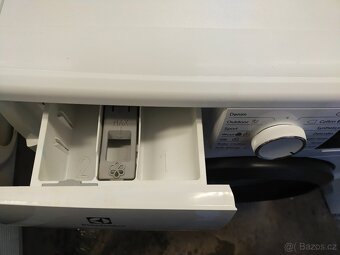 Prodám plně funkční dig.pračku zn.ELECTROLUX--7kg-DOVEZU-- - 3