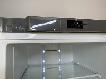 831 Chladnice bez mrazáčku ARISTON HOTPOINT nerez A++ - 3