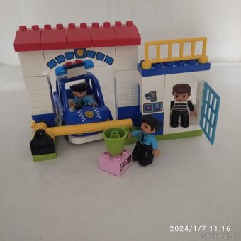 Lego duplo 10902 policejní stanice - 3