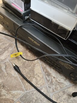 VHS kazety a VHD videorekordér Panasonic - 3