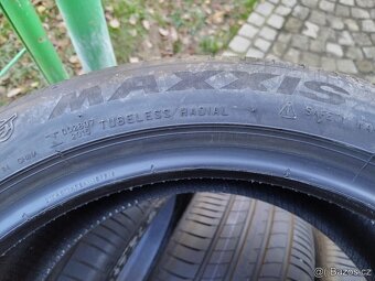 215/45/17 letni pneu MICHELIN a MAXXIS 215/45 R17 - 3