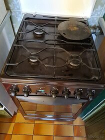 Sporak s troubou 4 plotýnky Mora - plynový - 3