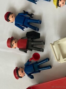 Staré figurky igráčka - 3