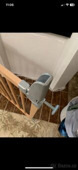 Dřevěná dětská zábrana stravitelná se zámkem Hornbach - 3