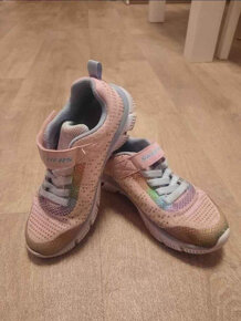 Prodám dívčí letní boty Skechers - 3