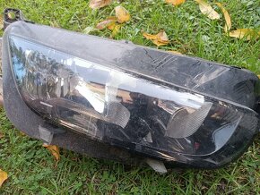 Citroen C4 Přední blatník, světlo xenon, H7 - 3