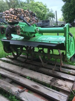 Rotovátor na Kubotu B7000 - 3