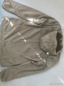 Prodám Softshellovou bundu Northface velikost M - 3