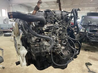 4m40 - 3