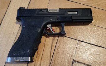 Airsoft Custom Full Auto Pistole Glock 18c od značky WE - 3