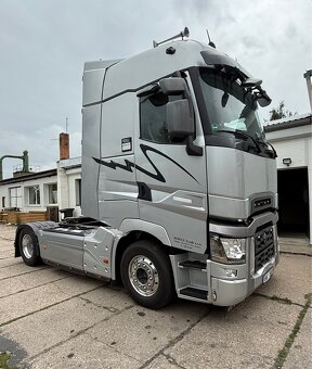 Renault T520 - 3
