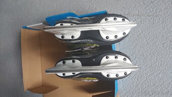 Prodám dětské brusle Bauer a CCM - 3