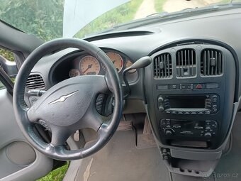 Chrysler grand Voyager 2.8 CRD automat - 3