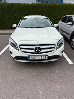 Mercedes Benz GLA 200D 4x4 - 3