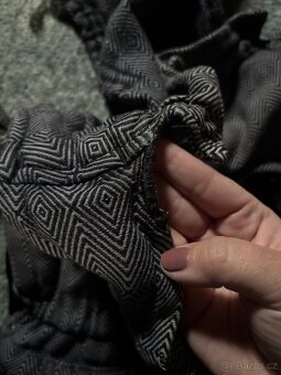 Rostoucí ergonomické nosítko - 3