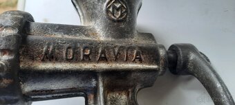 Mlýnky na maso vel.5,mlýnek na mák a odšťavňovač - 3