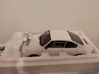 Škoda 130 RS 1:18 - 3