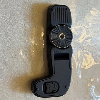 CANON EG-E1 Grip pro Canon RP - 3