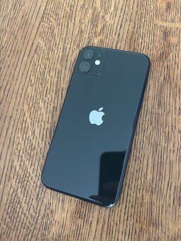 iPhone 11 128 GB černý - 3