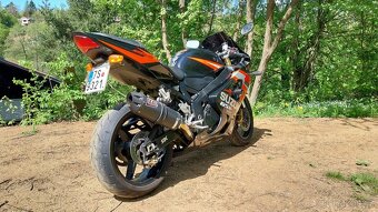 Suzuki GSX-R 600 k4 - 3