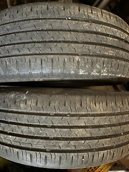 Pneu 205/60 16" - 3